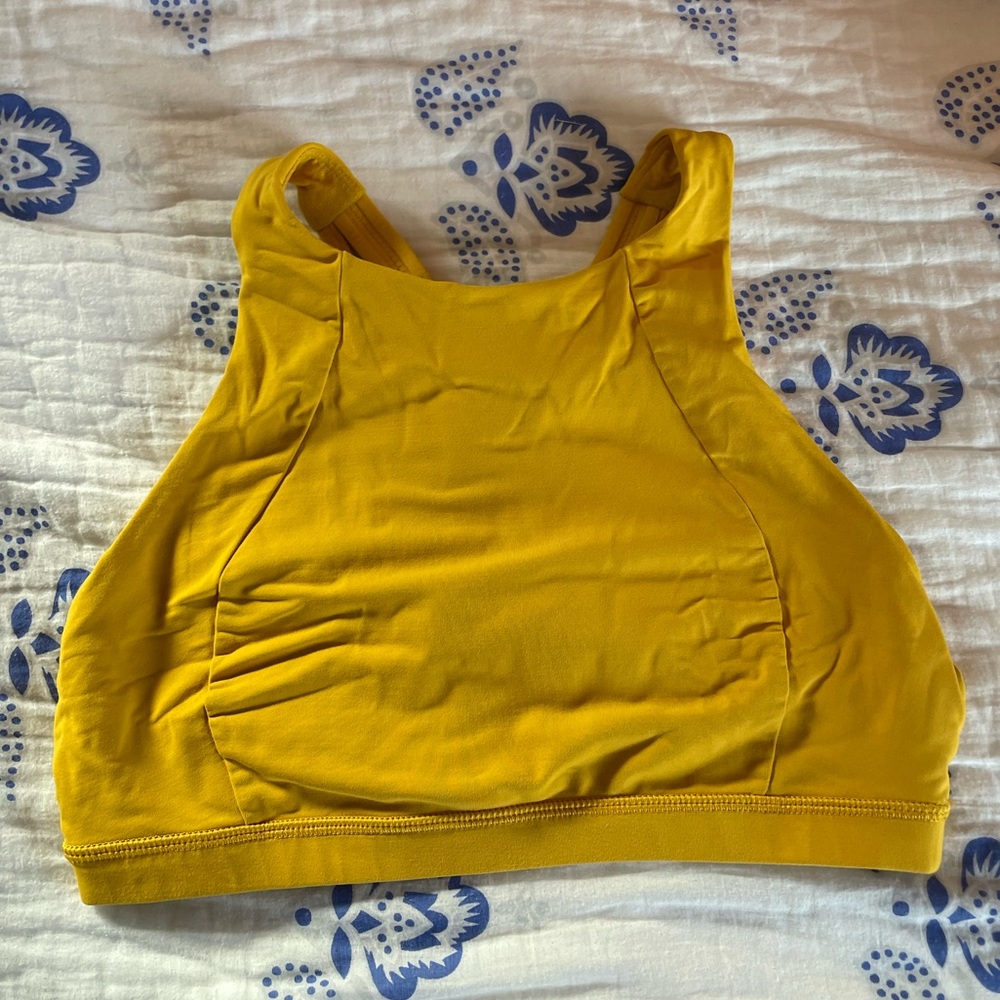 Lululemon Free To Be Serene High Neck Size 8